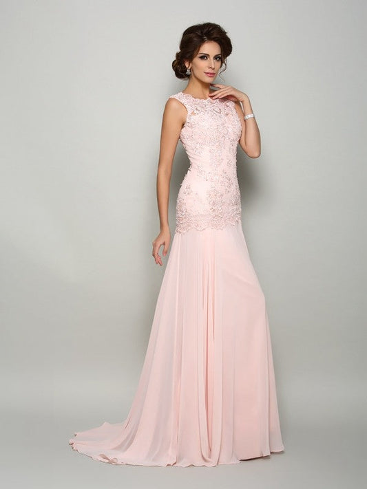 Trumpet/Mermaid Scoop Beading Sleeveless Long Chiffon Mother of the Bride Dresses by YiHuiw