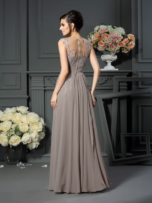 A-Line/Princess Scoop Beading Sleeveless Long Chiffon Mother of the Bride Dresses by YiHuiw