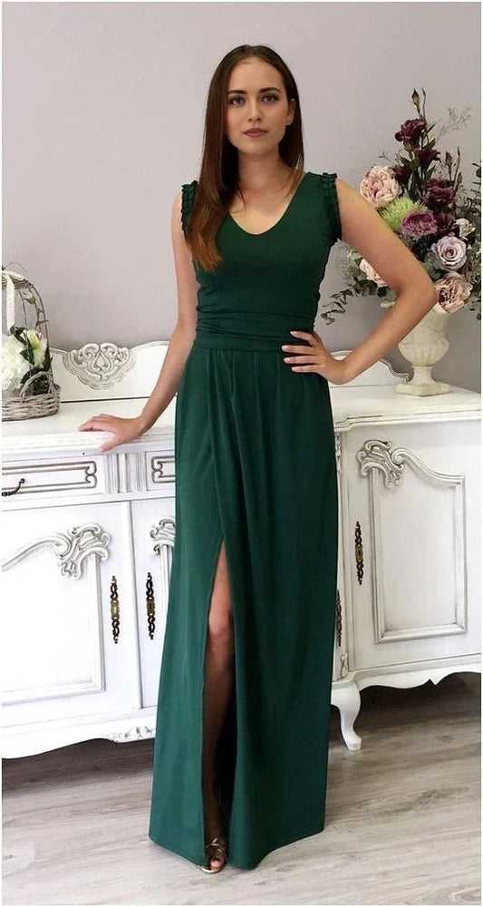 A dark green sleeveless dress with a V-neck design and delicate pleated shoulder decorations, suitable for dinners, parties, etc by YiHuiw