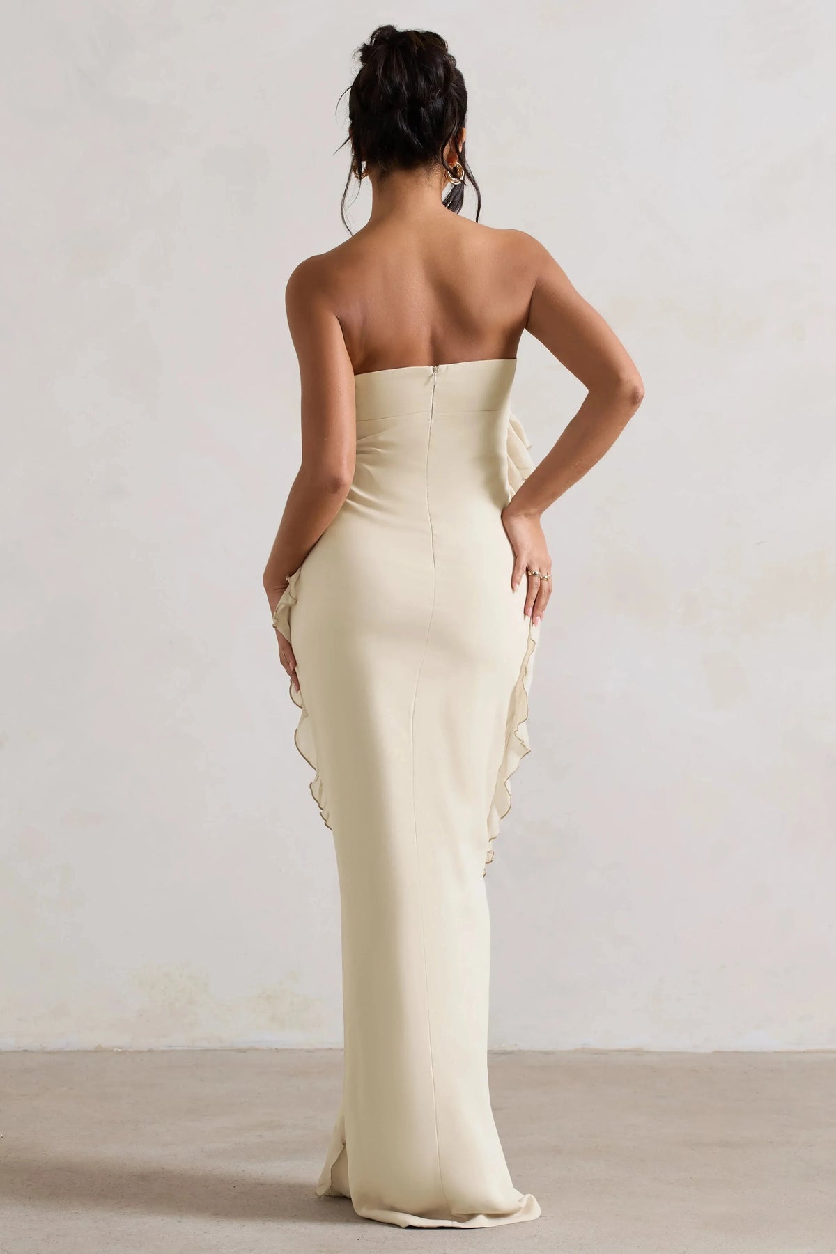 Daring Mermaid Strapless Sleeveless Ruffle Accent Side Slit Plus Size Floor Length Evening Dress by YiHuiw
