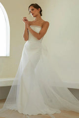 Ethereal Tulle Mermaid Strapless Sweetheart Low-Back Oversized-Bow Train Wedding Dress by YiHuiw