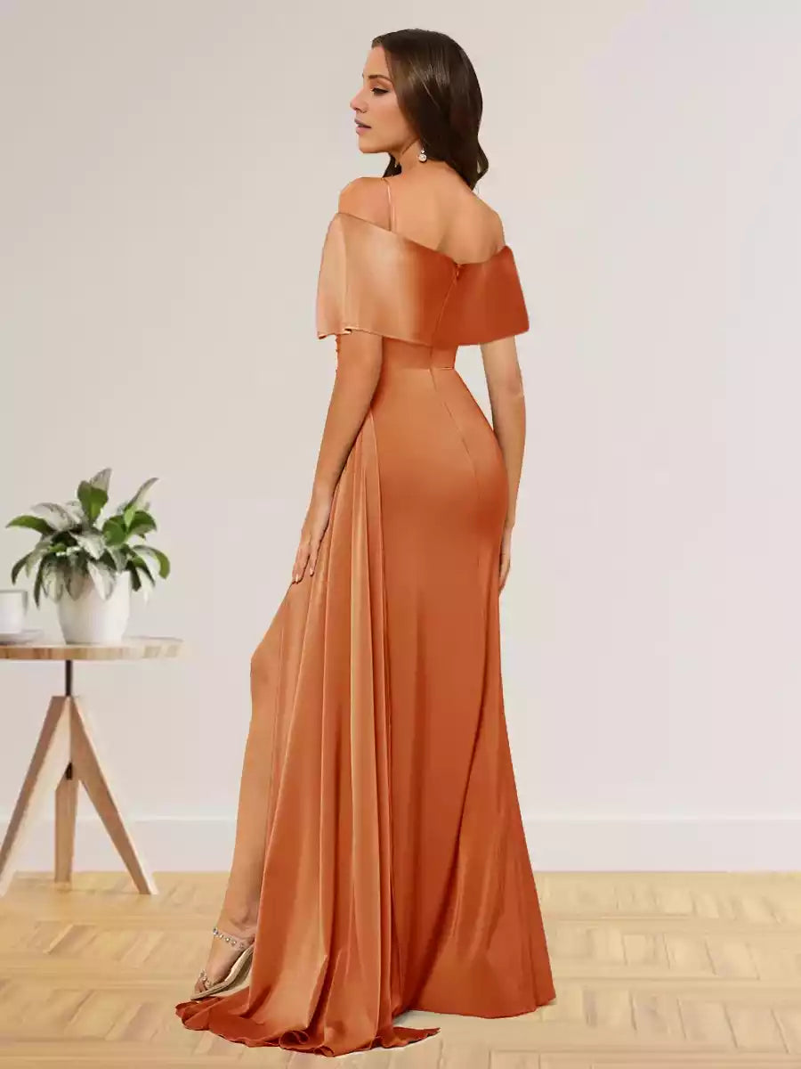 Preciosos vestidos de dama de honor de corte entallado/recto, con hombros descubiertos, largos, formales, con abertura lateral y plisado