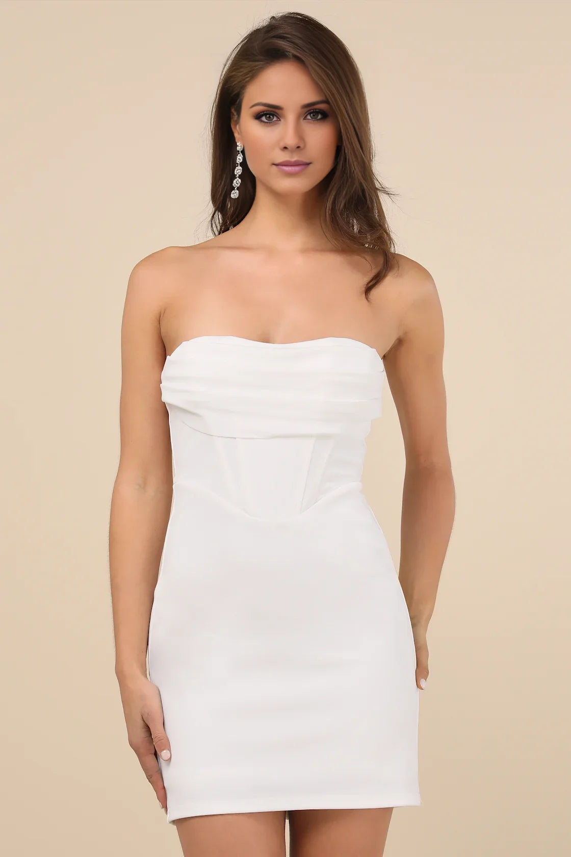 Vestidos sexys ajustados de fiesta de crepé elástico de punto con hombros descubiertos y cuello con colgante