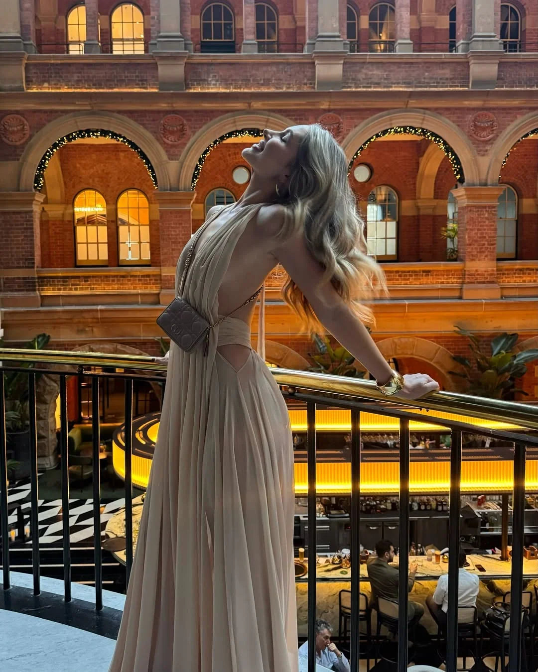 Halter Chiffon Floor-Length Wedding Dress - Yihuiw by Yihuiw