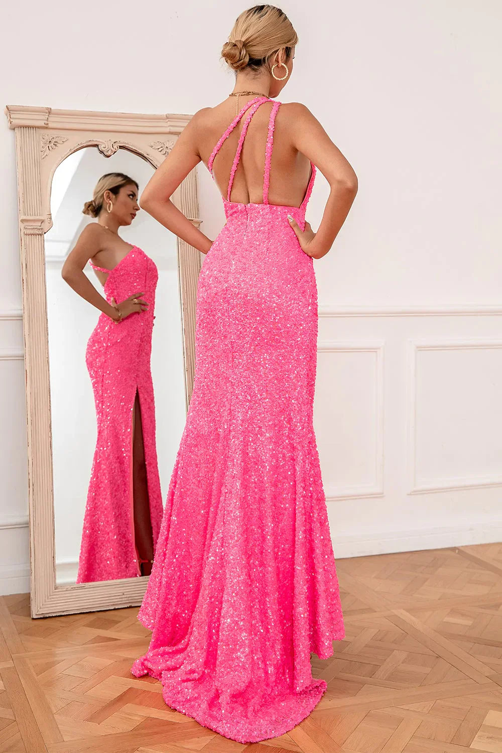 Vestido de graduación rosa fucsia de un solo hombro con lentejuelas y abertura alta – Glamuroso vestido de noche formal