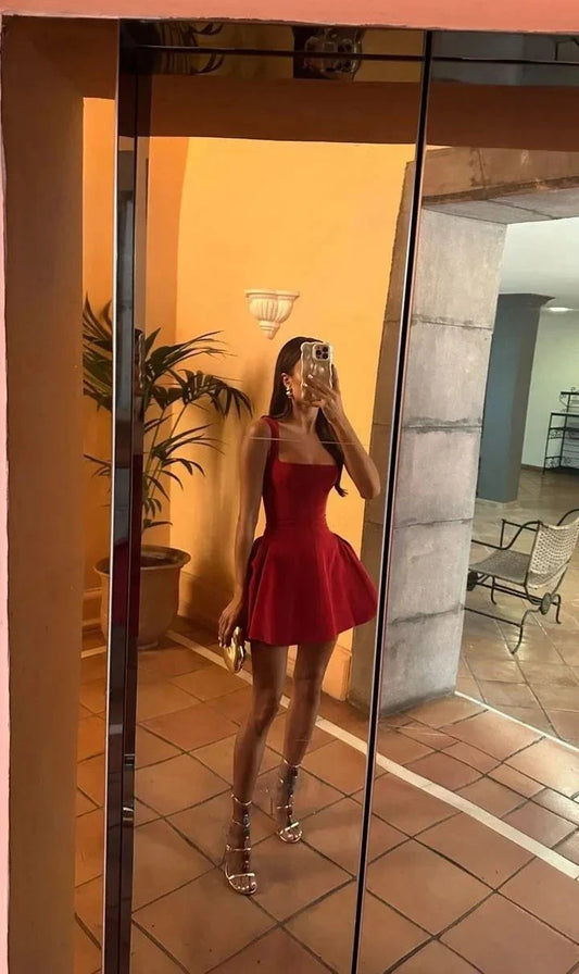 Pretty A line Square Burgundy Formal Homecoming Dresses Short 21st Birthday Outfits Graduation Dress Mini Cocktail Dresses by YiHuiw