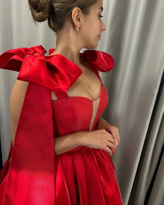 Short Red Prom Dresses Strapless Ball Gown Cocktail Dress simple gentle atmospheric and unique desi Bring summer colors to enhance whiteness by YiHuiw