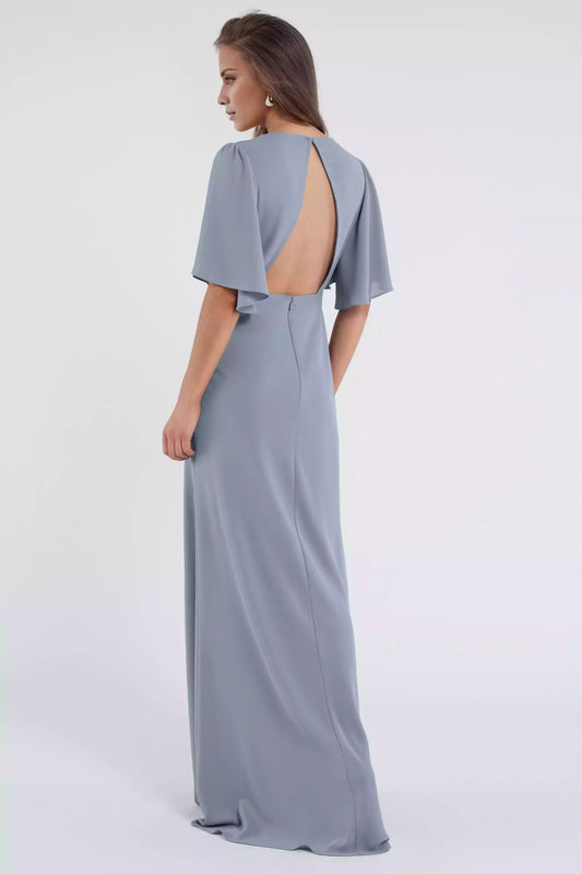 Smooth and graceful deep V-neck sloping waist tight cut skirt perfectly embellishes curves Bridesmaid Dresses