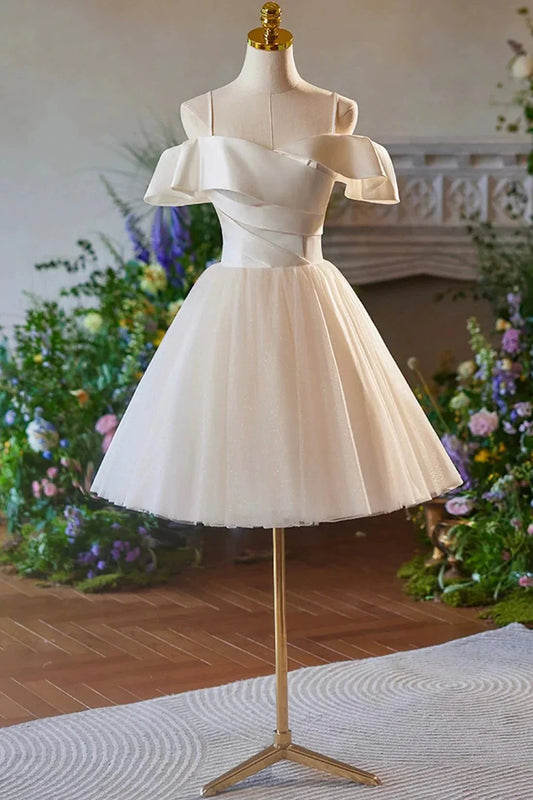 Spaghetti Straps Knee Length Prom Dress A-Line Sleeveless Backless Party Dress simple gentle atmospheric and unique desi Bring summer by YiHuiw