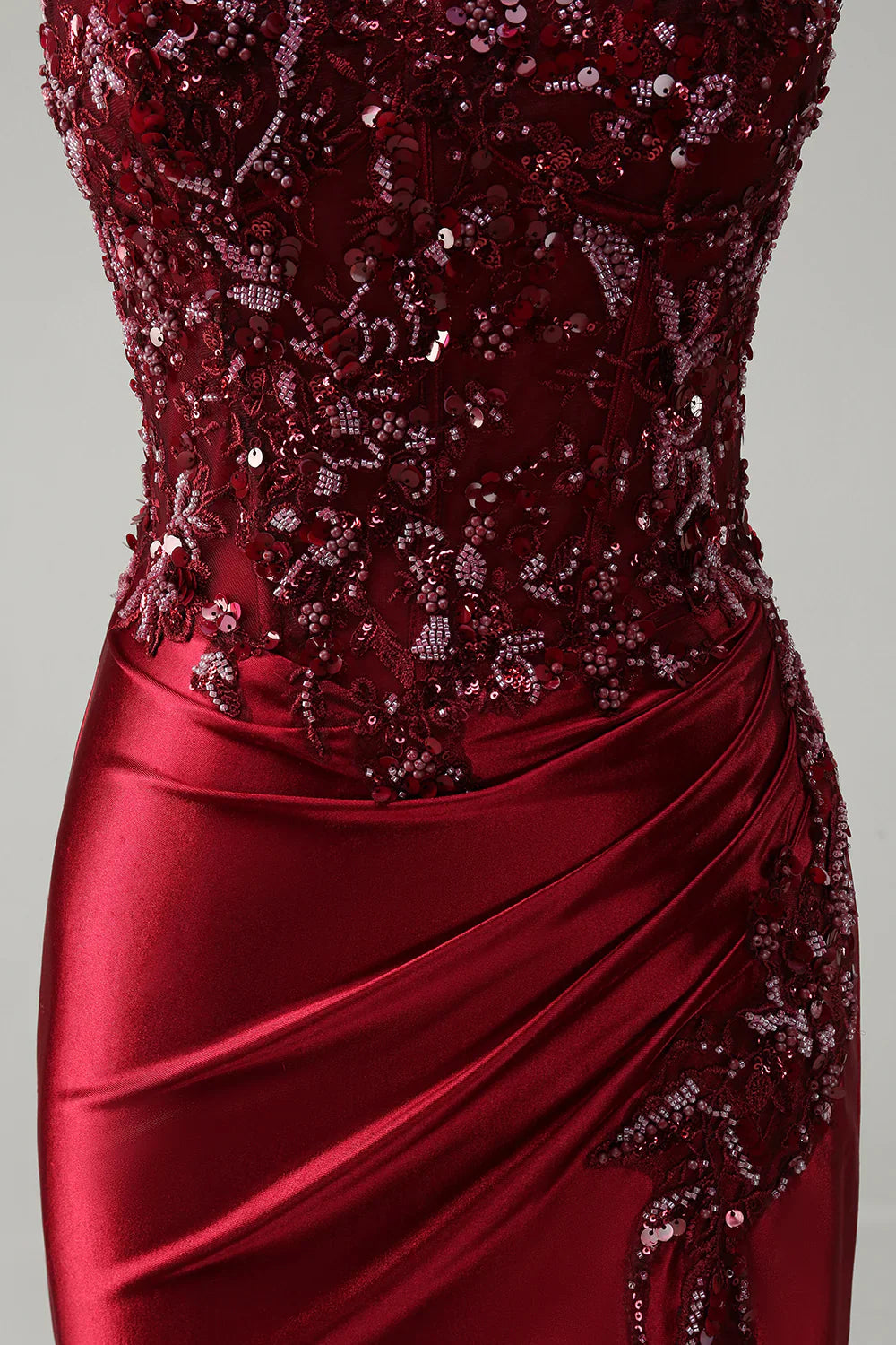 Vestido de noche rojo largo hasta el suelo, sin tirantes, con escote corazón y espalda cerrada, estilo sirena