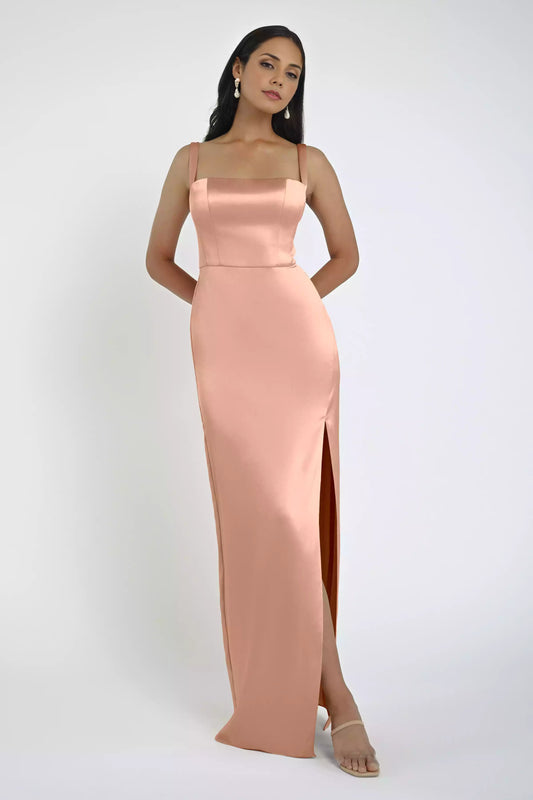 Stunning square collar skirt with bold and luxurious satin natural waist slit, half body Bridesmaid Dresses