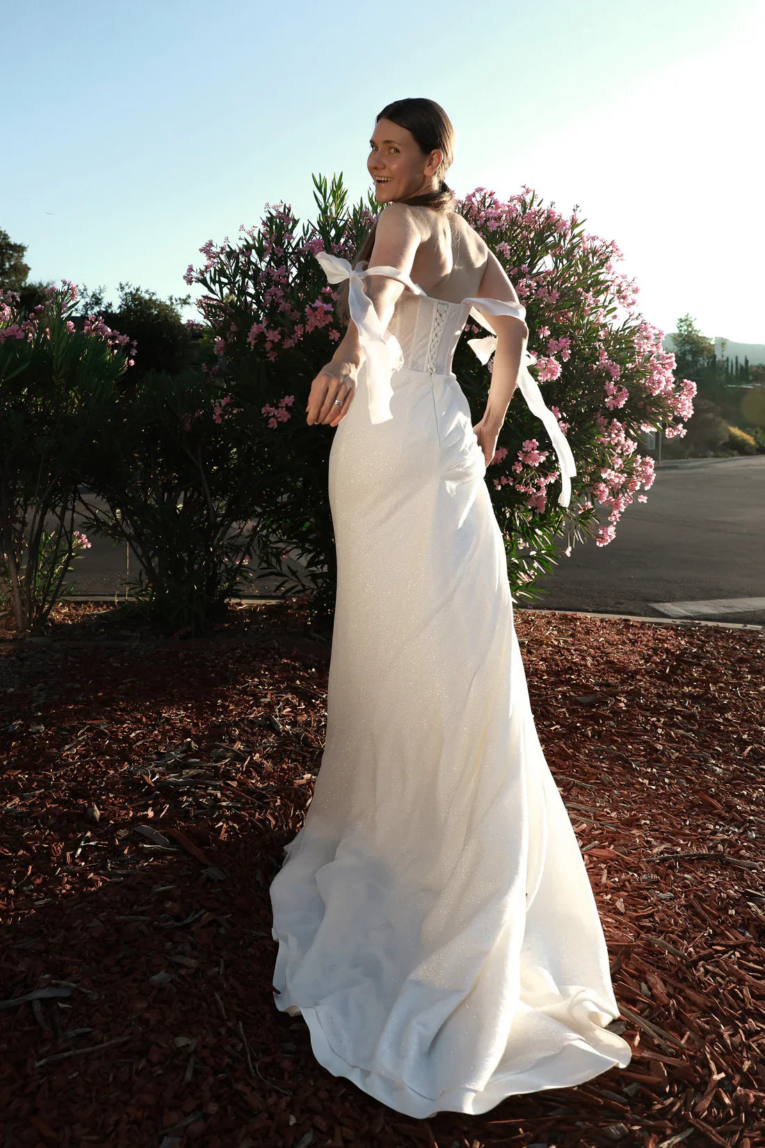 Sweetheart Corset Glitter Wedding Dress Detachable Off-Shoulder Bow Straps Train Bridal Dress