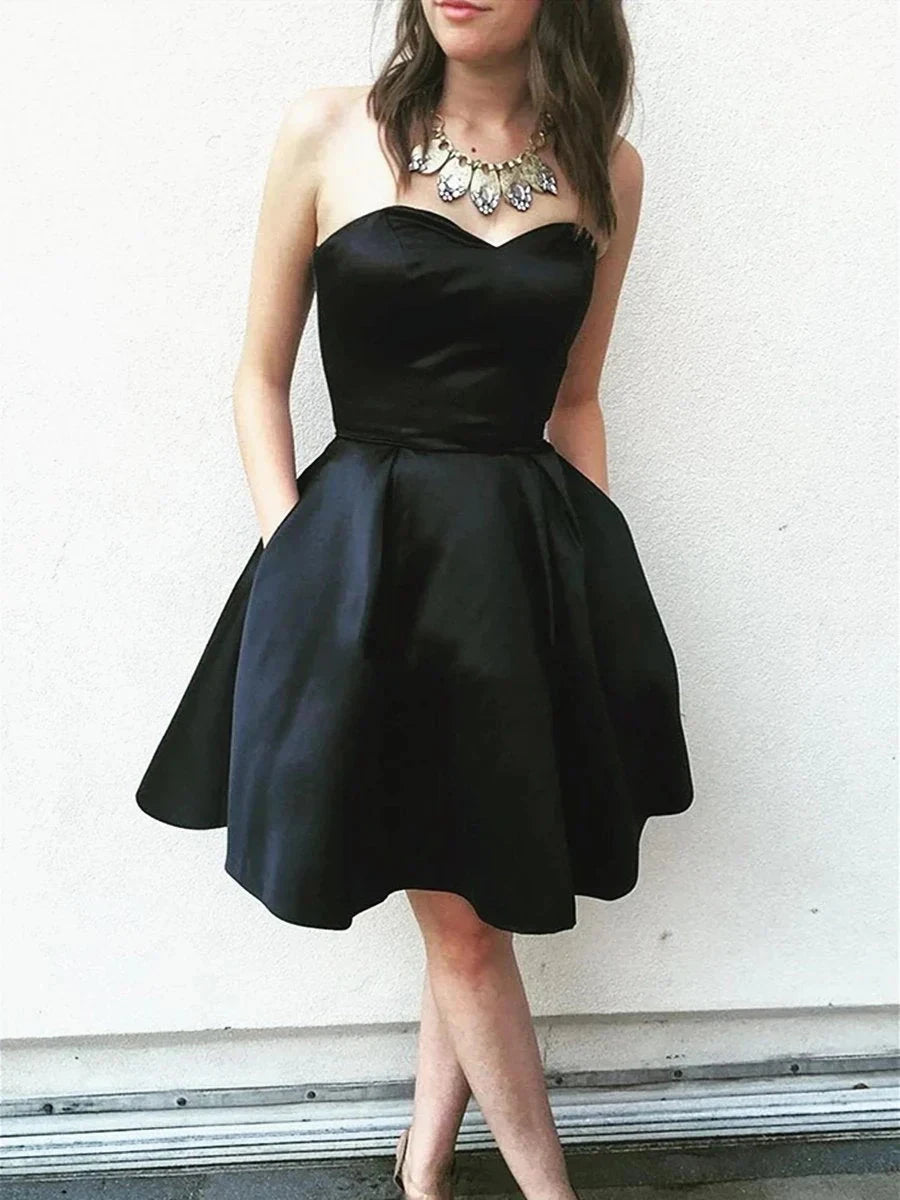 Sweetheart Neck Short Black Prom Dresses Short Black Formal Homecoming Dresses simple gentle atmospheric and unique desi Bring summer colors to enhance whiteness by YiHuiw