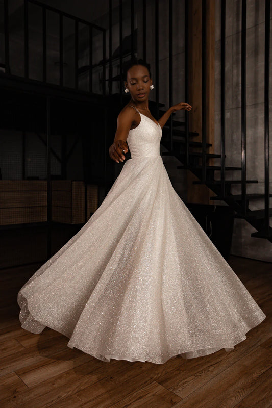 V-Neck Glitter BallDress Wedding Dress Thin Spaghetti Straps Lace-Up Back Sweep Train Bridal Dress