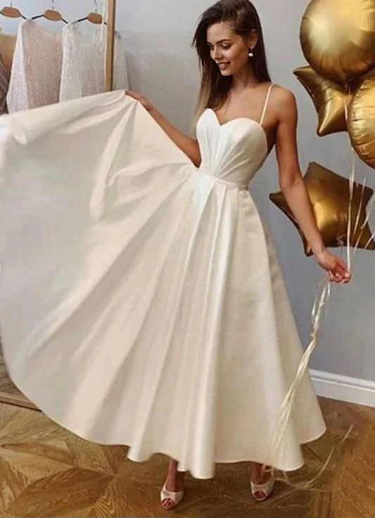 White long camisole dress with heart-shaped neckline design suitable for dinners, parties, etc by YiHuiw
