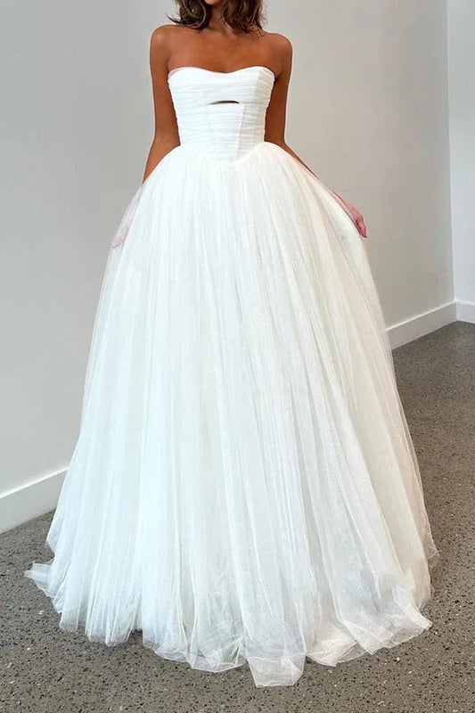 A-Line Strapless Tulle Pleated Wedding Dress - Yihuiw by Yihuiw