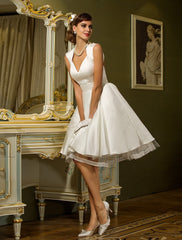 Reception Vintage 1940s / 1950s Little White Dresses Wedding Dresses A-Line Sweetheart Cap Sleeve Knee Length Satin Bridal Gowns With Lace Button Summer Wedding Party Women's Clothing