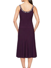 A-Line Mother of the Bride Dress Wedding Guest Elegant Petite Jewel Neck Knee Length Fabric 3/4 Length Sleeve with Pleats Crystals