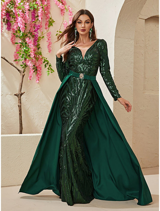 Mermaid / Trumpet Evening Gown Sparkle & Shine Dress Formal Wedding Sweep / Brush Train Long Sleeve V Neck Detachable Polyester with Sequin Overskirt by YiHuiw