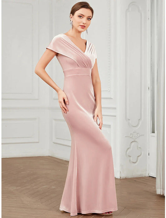 Mermaid / Trumpet Evening Gown Vintage Dress Christmas Floor Length Short Sleeve V Neck Velvet V Back with Ruffles by YiHuiw