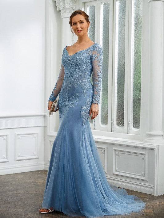 Sheath/Column Tulle Applique V-neck Long Sleeves Sweep/Brush Train Mother of the Bride Dresses by YiHuiw