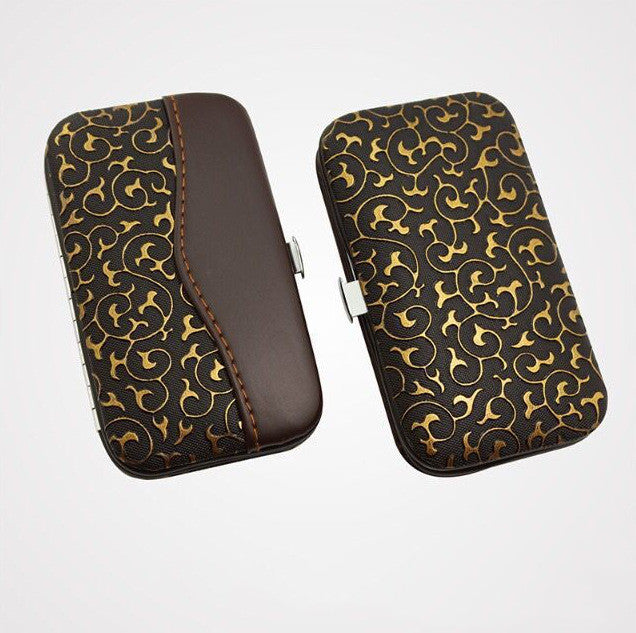 Checked pattern personal care 7-piece nail clippers