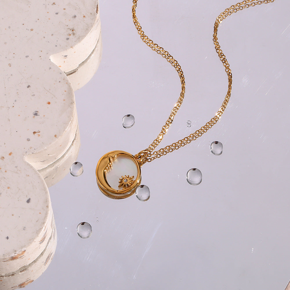 Popular Versatile Shell Moon Necklace – Must-Have for Daily Outfits