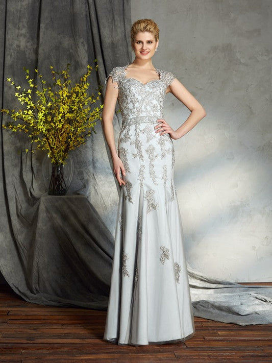 Sheath/Column Sweetheart Applique Sleeveless Long Satin Mother of the Bride Dresses by YiHuiw