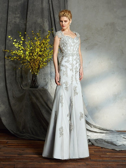 Sheath/Column Sweetheart Applique Sleeveless Long Satin Mother of the Bride Dresses by YiHuiw