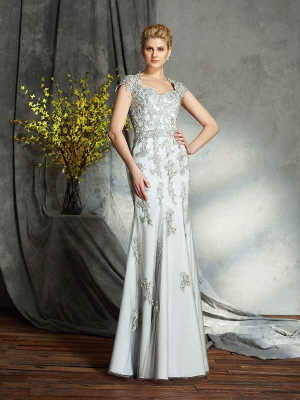 Sheath/Column Sweetheart Applique Sleeveless Long Satin Mother of the Bride Dresses by YiHuiw