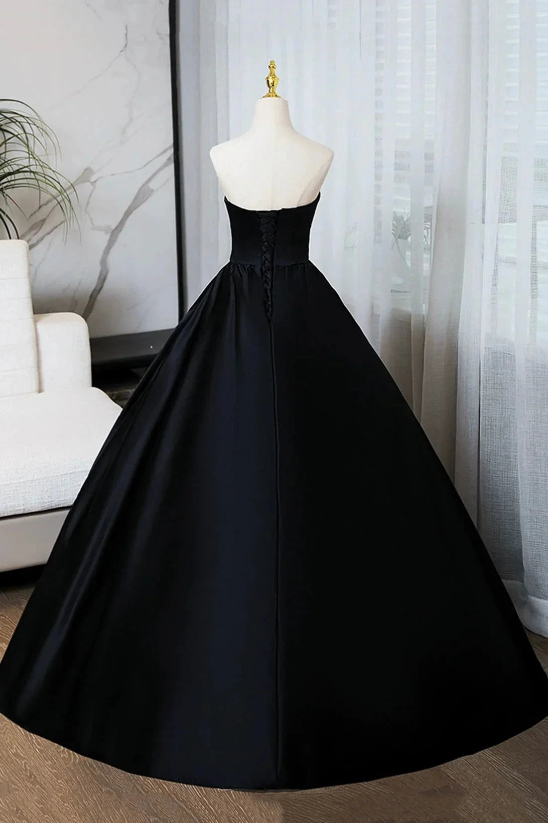 A-Line Floor Length Prom Dress Black Strapless Formal Evening Dress simple gentle atmospheric and unique desi Bring summer by YiHuiw
