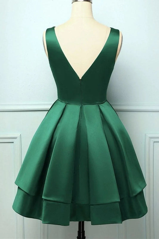 A Line V Neck Short Green Satin Prom Dresses Short Green Satin Homecoming Graduation Dresses simple gentle atmospheric and unique desi Bring summer colors to enhance whiteness by YiHuiw
