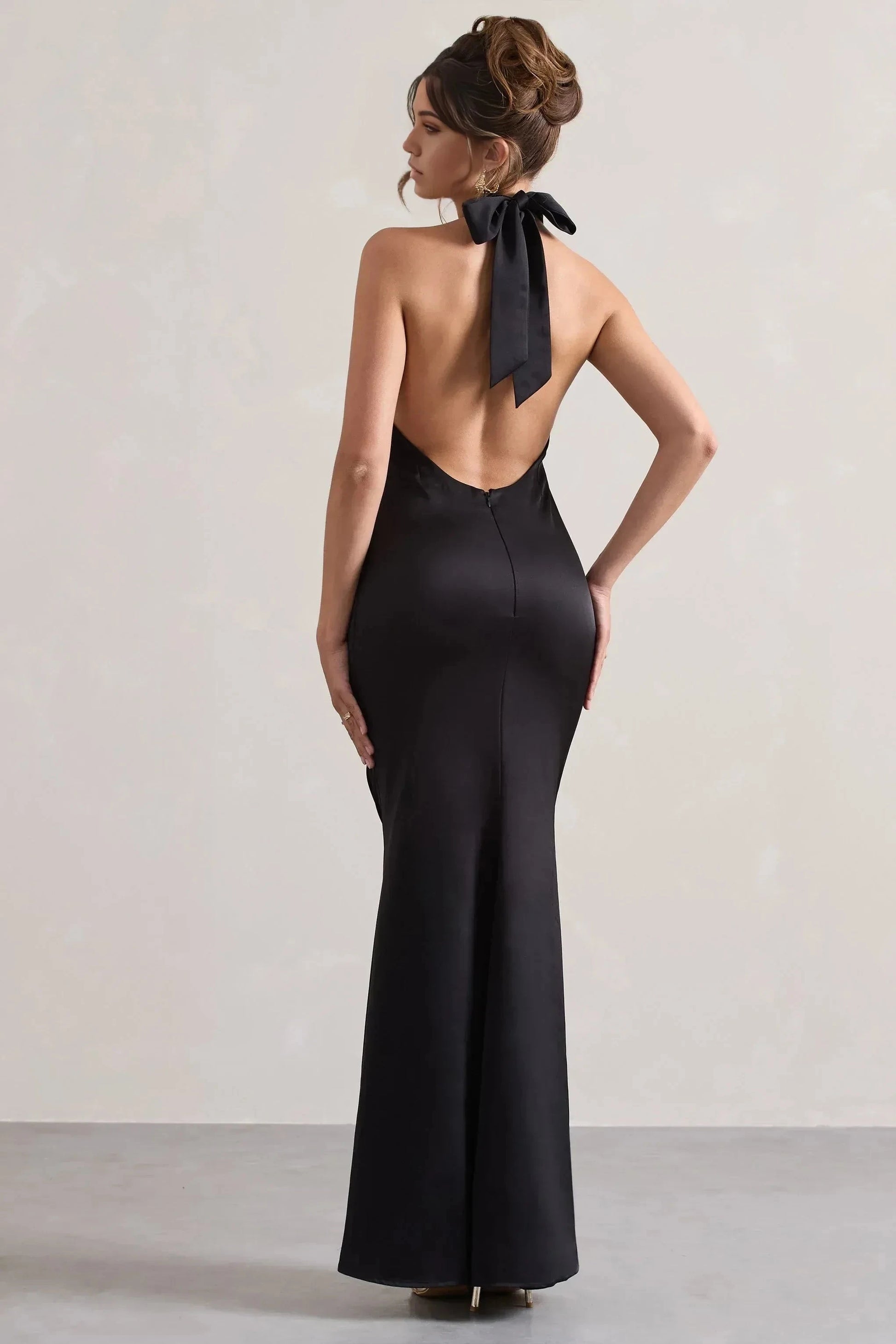 Alluring Mermaid Halter Neck Sleeveless Open Back Floor Length Prom Dress by YiHuiw