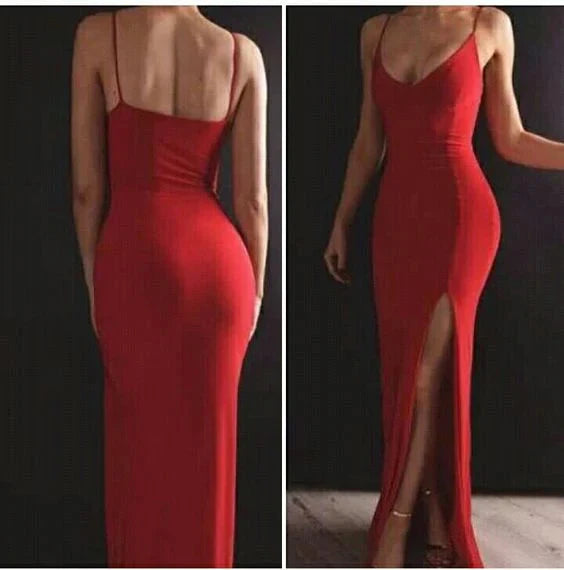 A tight red long dress with thin camisoles, deep V-neck, and a right side slit design that outlines the curves of the body, suitable for dinners, parties, and other occasions by YiHuiw