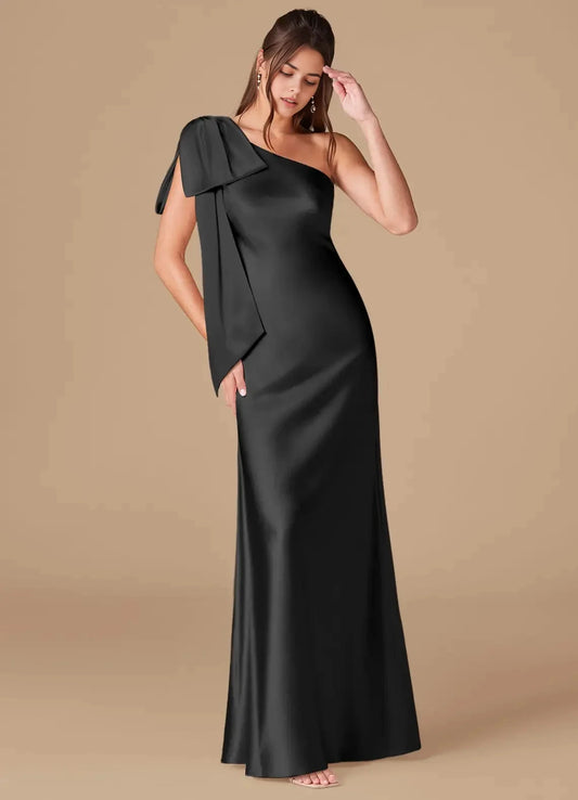 Black One-Shoulder Satin Maxi Dress with Bow Detail Sheath One Shoulder Metallic Satin Dress Bridesmaid Dresses by YiHuiw