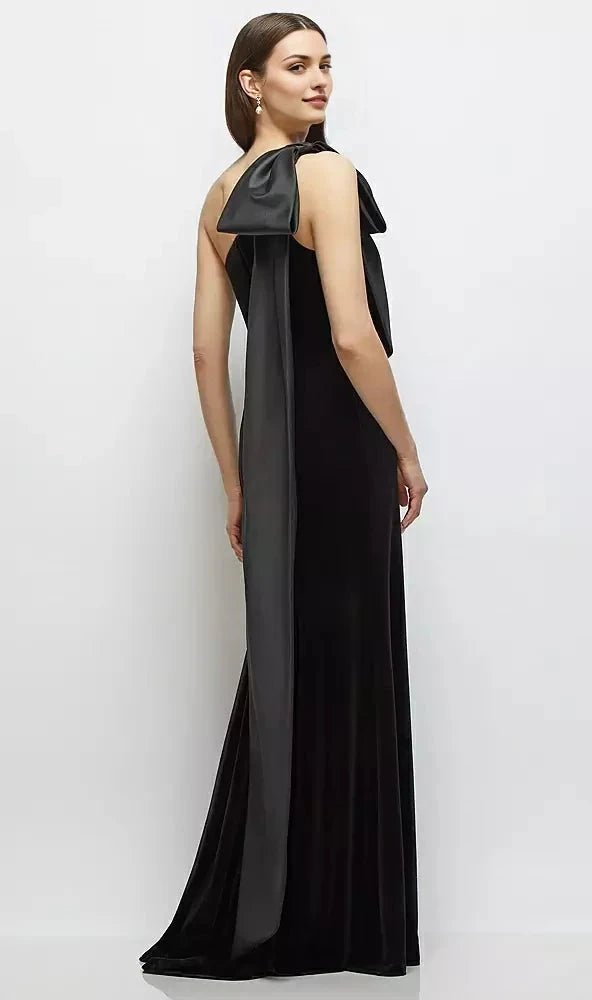 Black One Hull Velvet Maxi Dress with Bow satin twill bow Mother of the Bride Dresses by YiHuiw