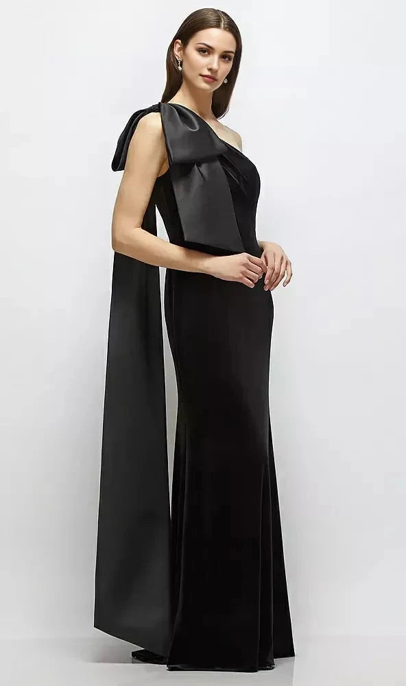 Black One Hull Velvet Maxi Dress with Bow satin twill bow Mother of the Bride Dresses by YiHuiw