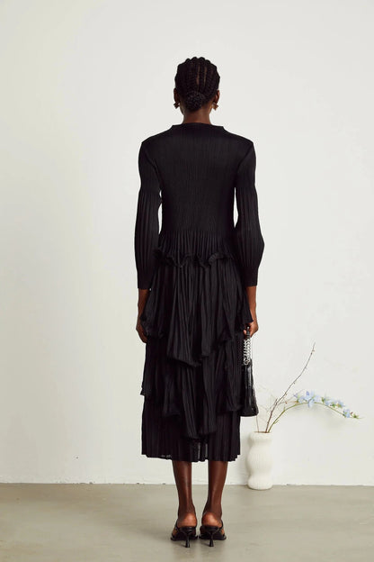 Black Pleated Tiered Midi Dress black tiered pleated midi dress Evening Dress by YiHuiw