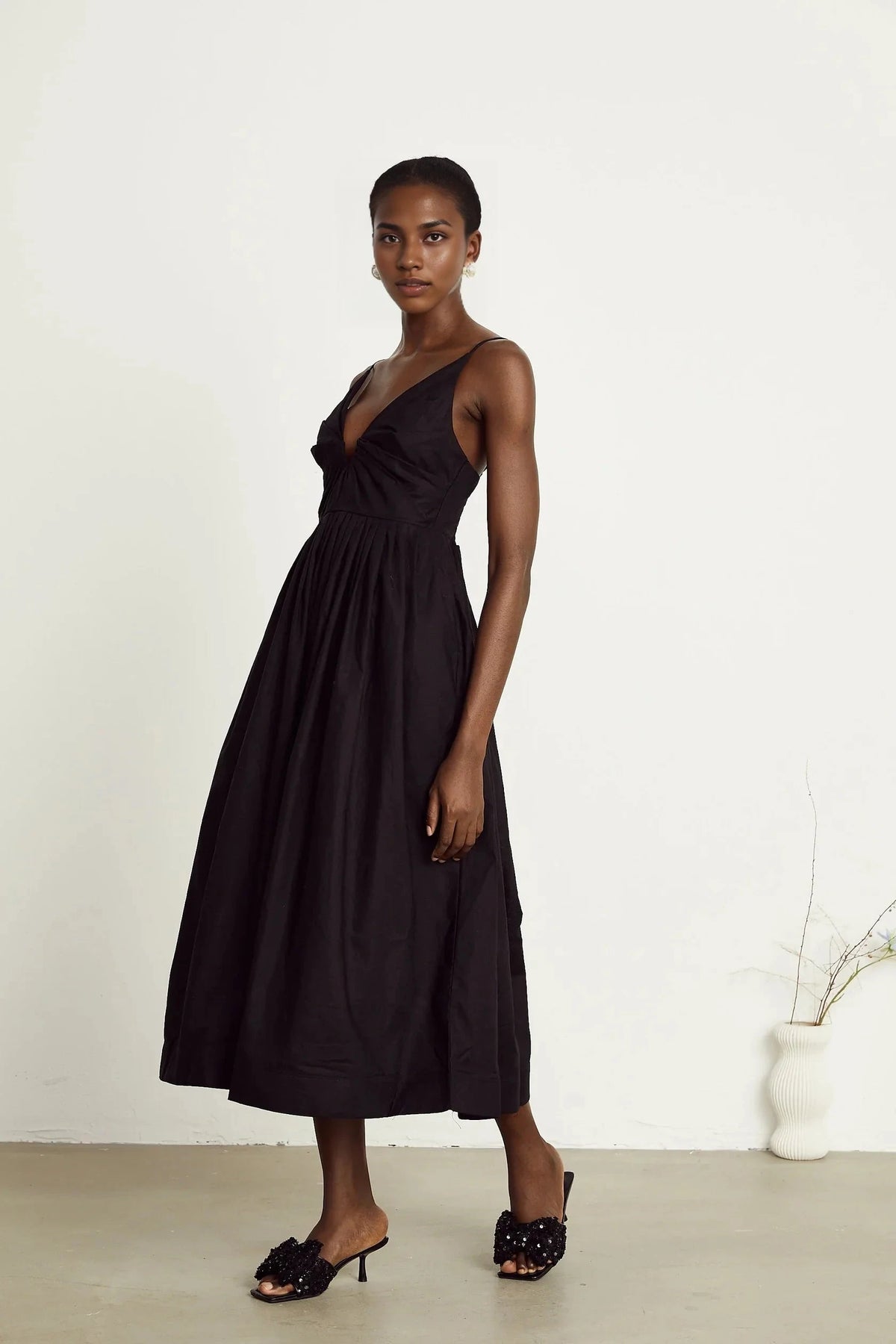 Black Plunge Neck Spaghetti Strap Midi Dress black smocking pleated midi dress Evening Dress by YiHuiw