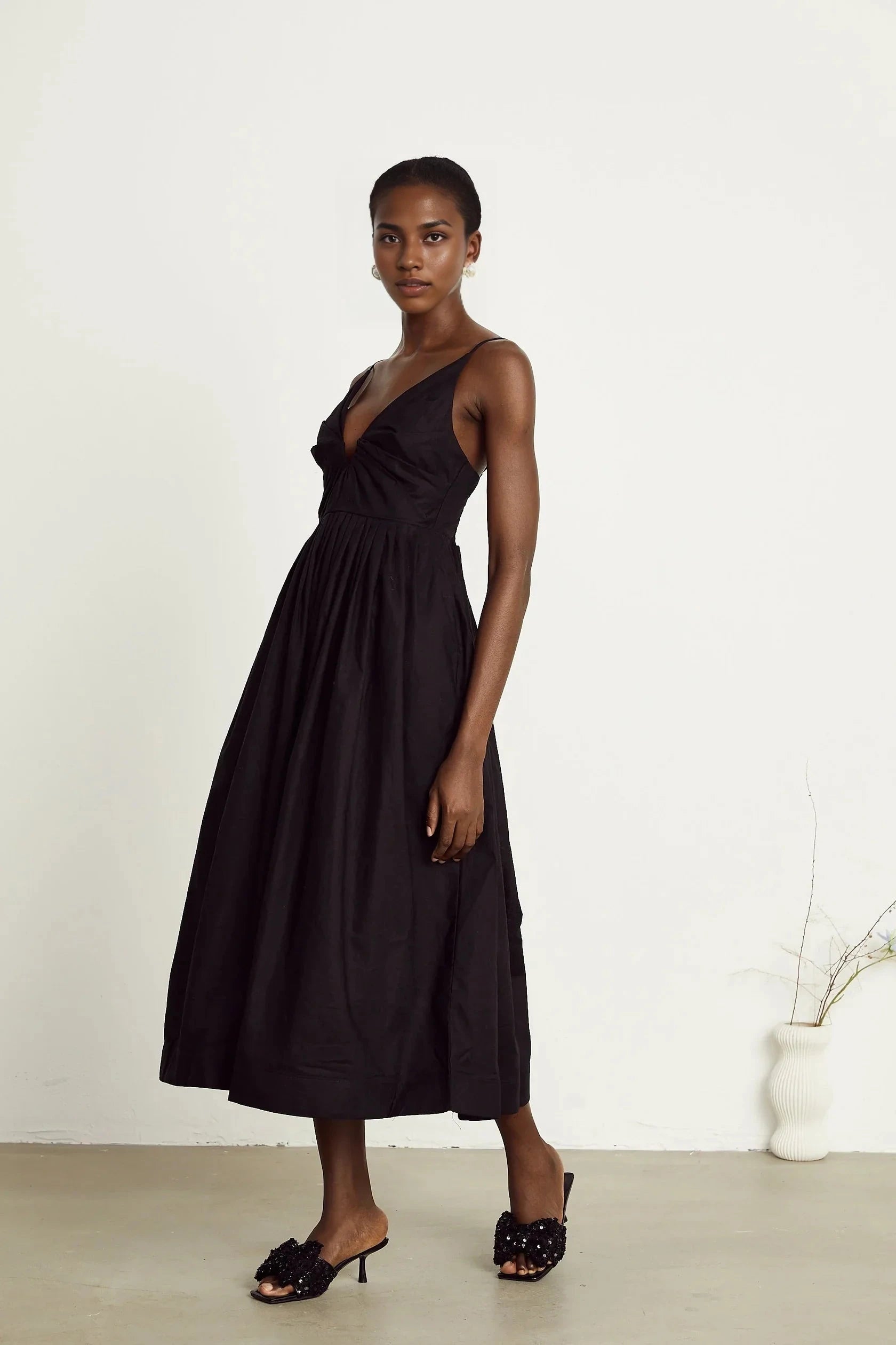 Black Plunge Neck Spaghetti Strap Midi Dress black smocking pleated midi dress Evening Dress by YiHuiw
