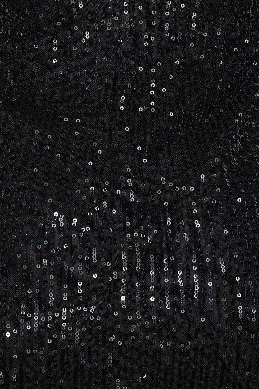 Black sequined camisole short skirt, with a thin camisole design and a body covered in shiny sequins, suitable for parties, dates, etc by YiHuiw
