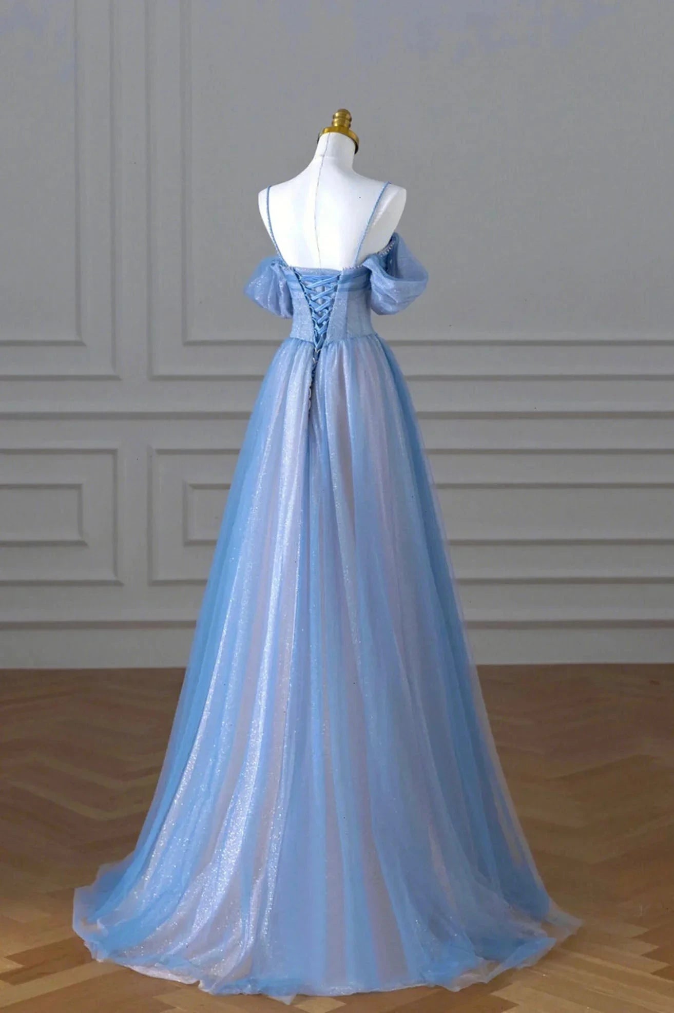 Blue Spaghetti Strap Tulle Long Prom Dress Beautiful A-Line Evening Dress simple gentle atmospheric and unique desi Bring summer colors to enhance white by YiHuiw