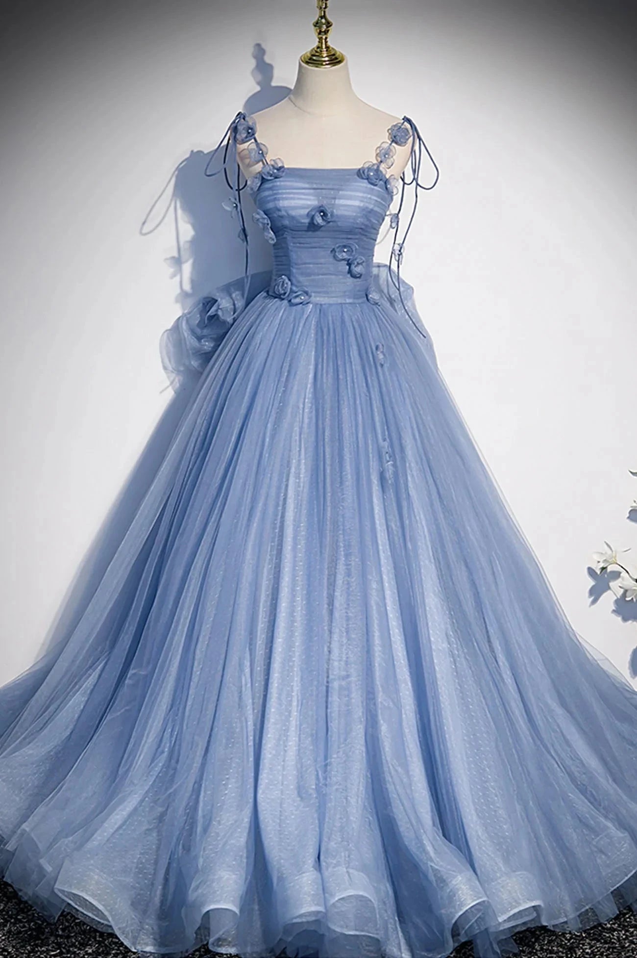 Blue Tulle Long A-Line Prom Dress Blue Spaghetti Straps Party Dress with Bow simple gentle atmospheric and unique desi Bring summer colors to enhance whitenes by YiHuiw