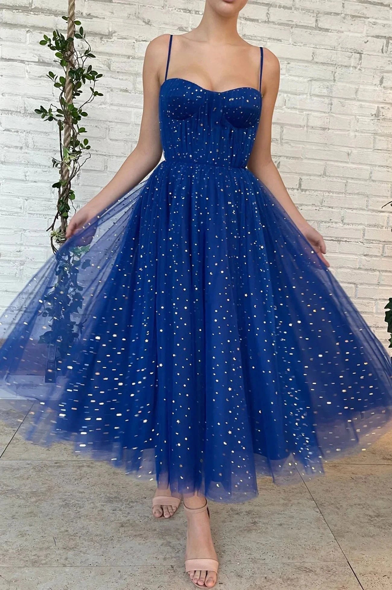 Blue Tulle Short A-Line Prom Dress Cute Spaghetti Strap Homecoming Party Dress simple gentle atmospheric and unique desi Bring summer colors to enhance whitenes by YiHuiw