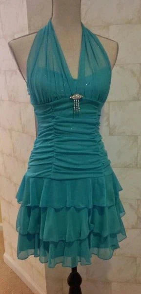 Blue halter ruffle short chiffon homecoming dress birthday party dress simple gentle atmospheric and unique desi Bring summer colors to enhance whiteness by YiHuiw