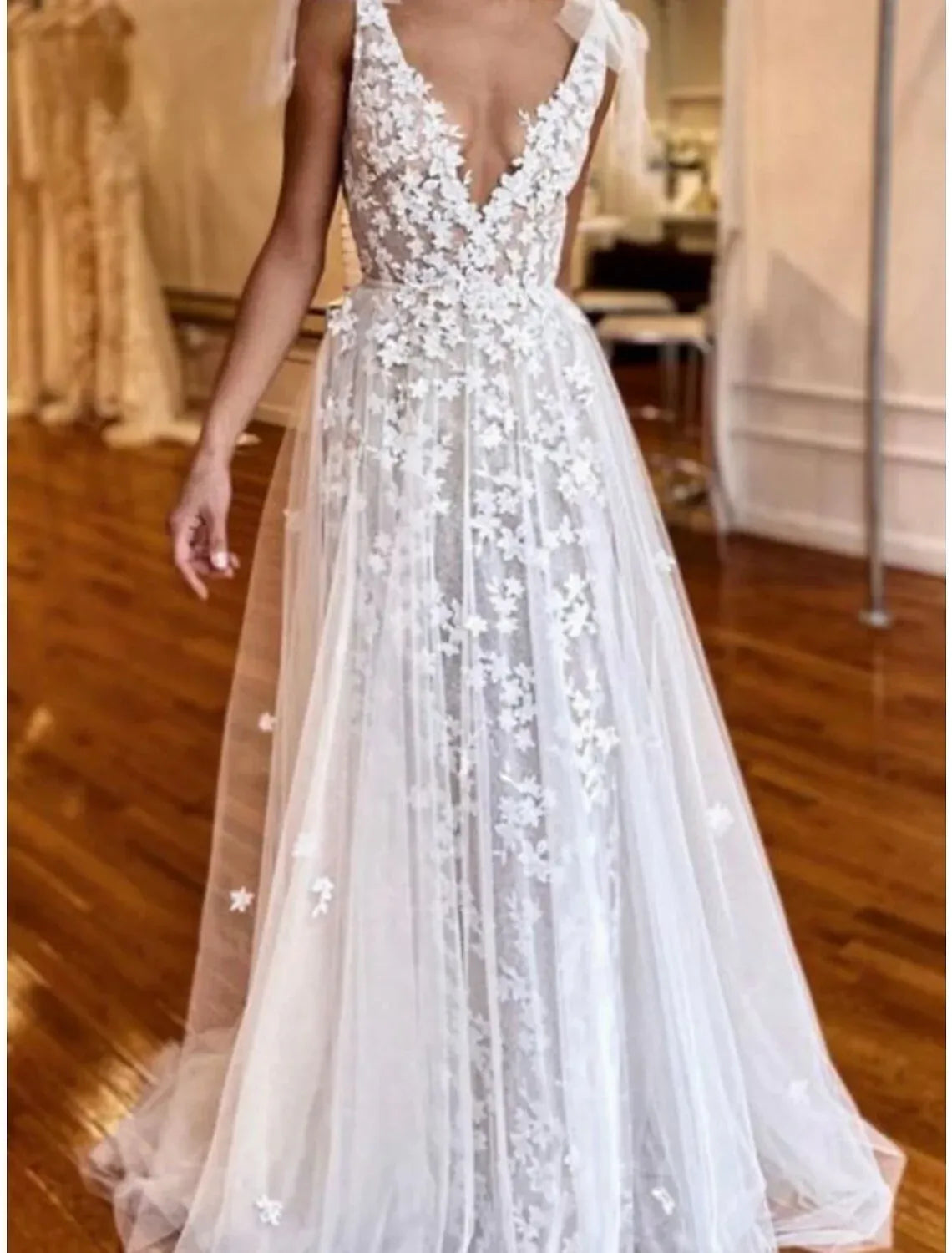 A-Line Tulle Train Wedding Dress - Yihuiw by Yihuiw