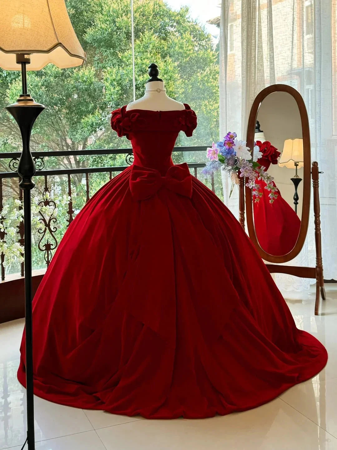 Burgundy Elegant Retro Long Velvet Quinceanera Dresses Prom Dress Graduation Dress Princess by YiHuiw