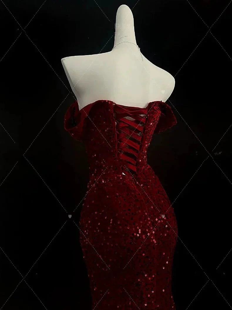 Burgundy Mermaid Evening Gowns Formal Weddings with Slit simple gentle atmospheric and unique desi Bring summer colors to enhance whiteness by YiHuiw