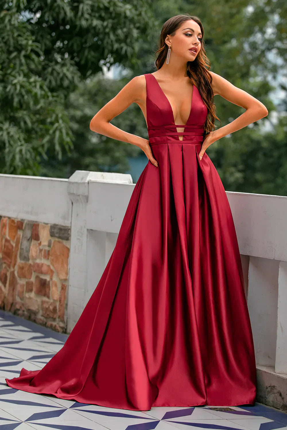Burgundy Satin Prom Dress with Deep V-Neck and A-Line Silhouette – Elegant Backless Formal Evening Gown