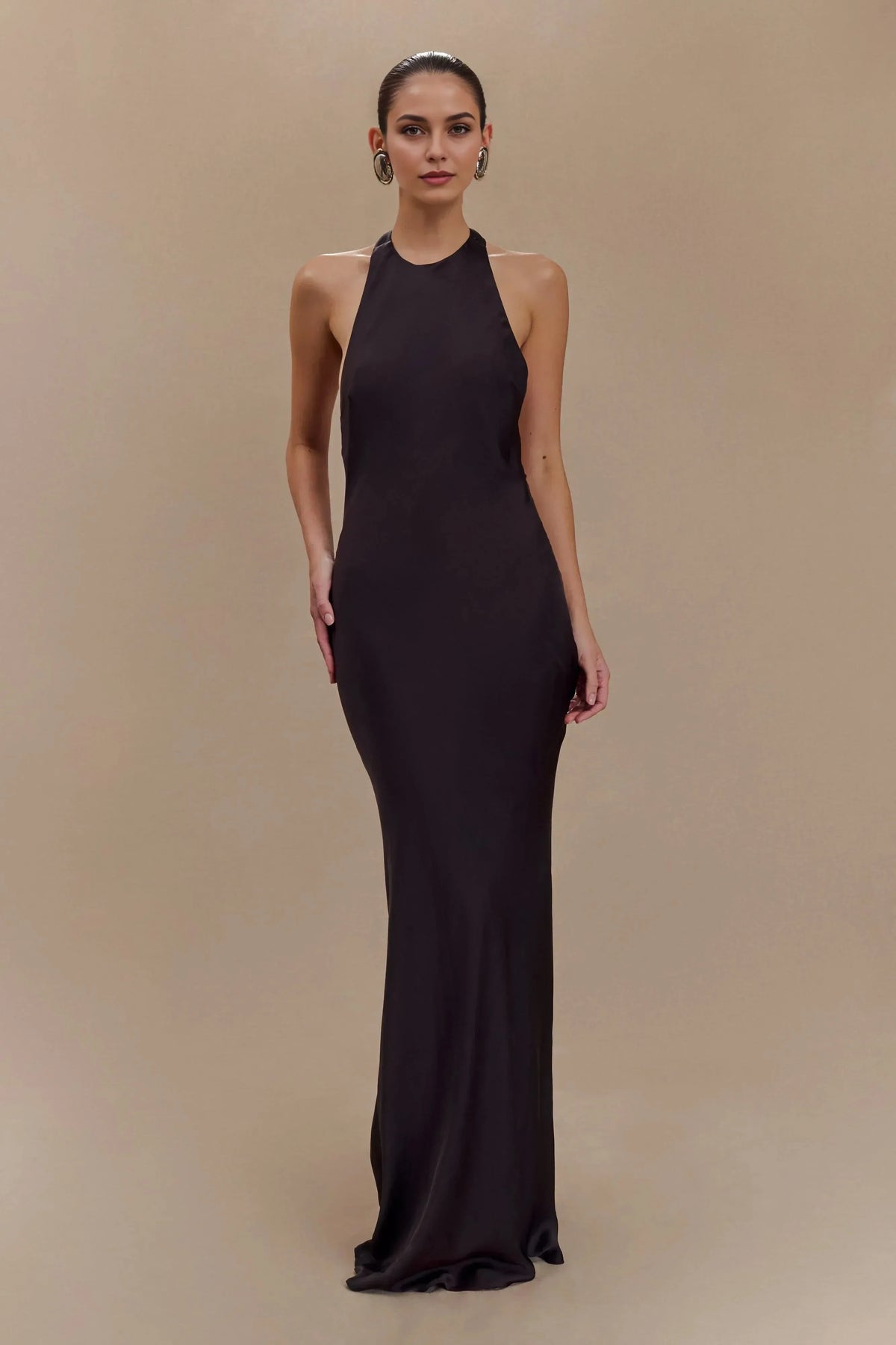 Captivating Sheath Halter Neck Sleeveless Draped Back Floor Length Prom Dress by YiHuiw